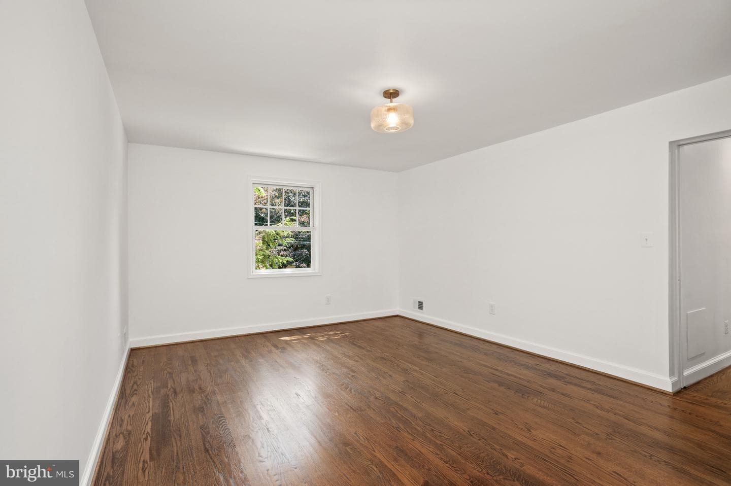 2816 Arizona Terrace NW photo 22