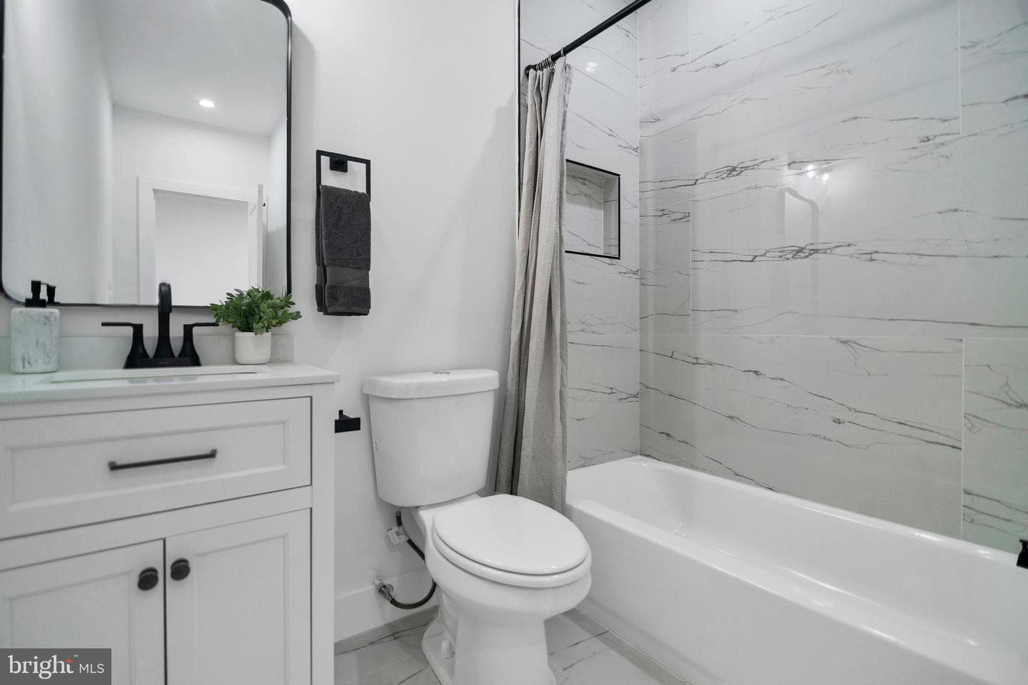 518 Randolph Street NW photo 29