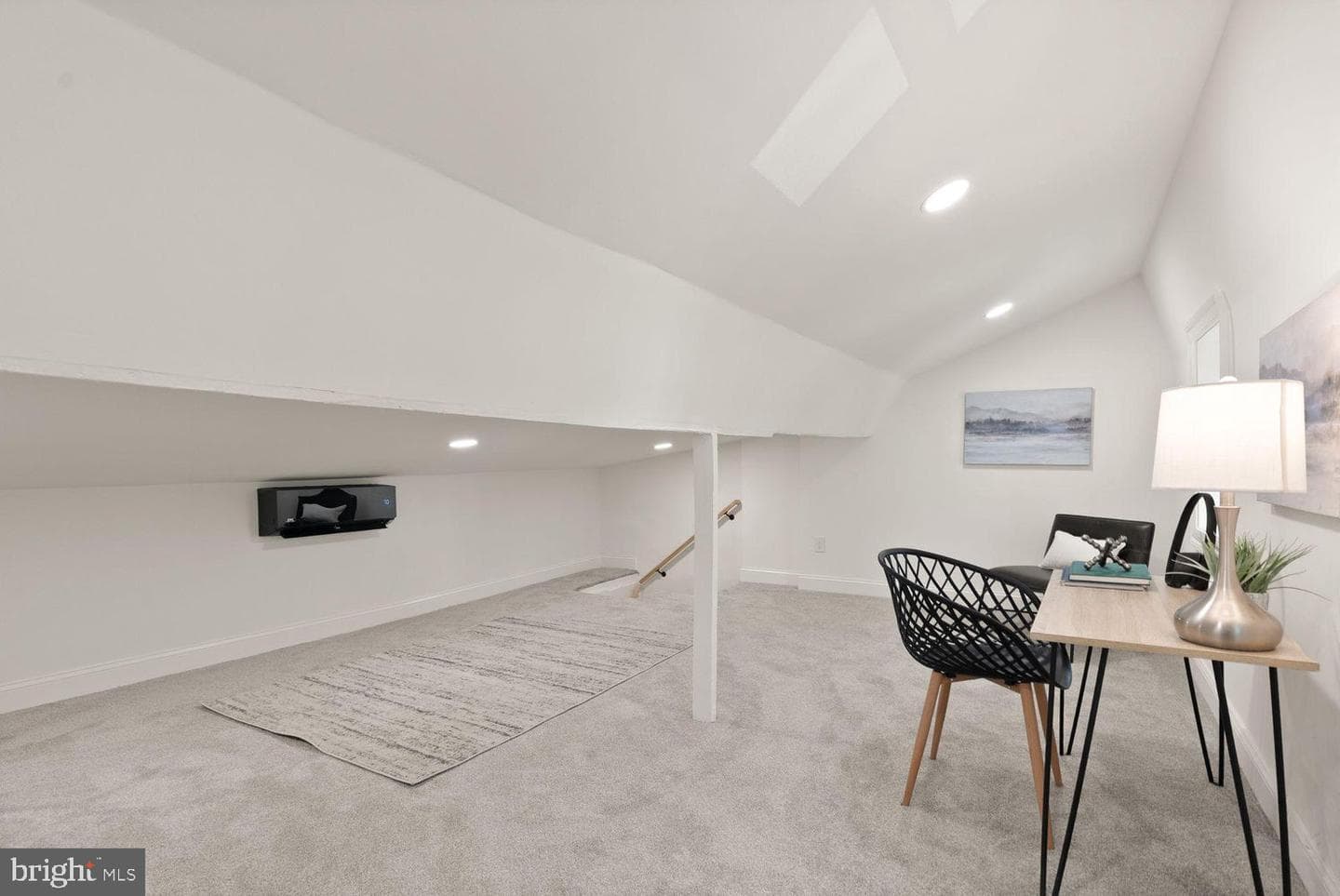 1818 Kenyon Street NW photo 17