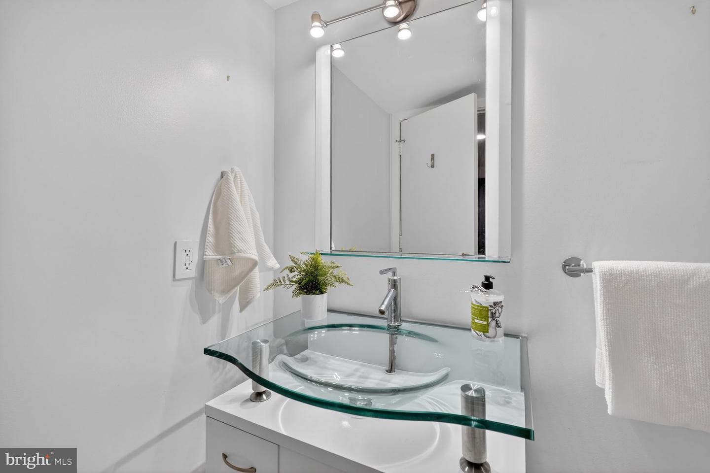 1015 33rd Street NW #409 photo 12