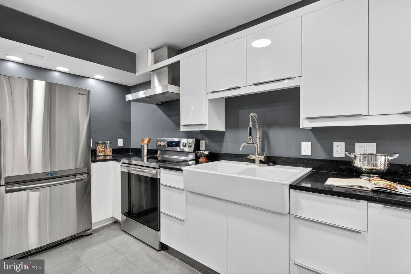 1015 33rd Street NW #409 photo 5