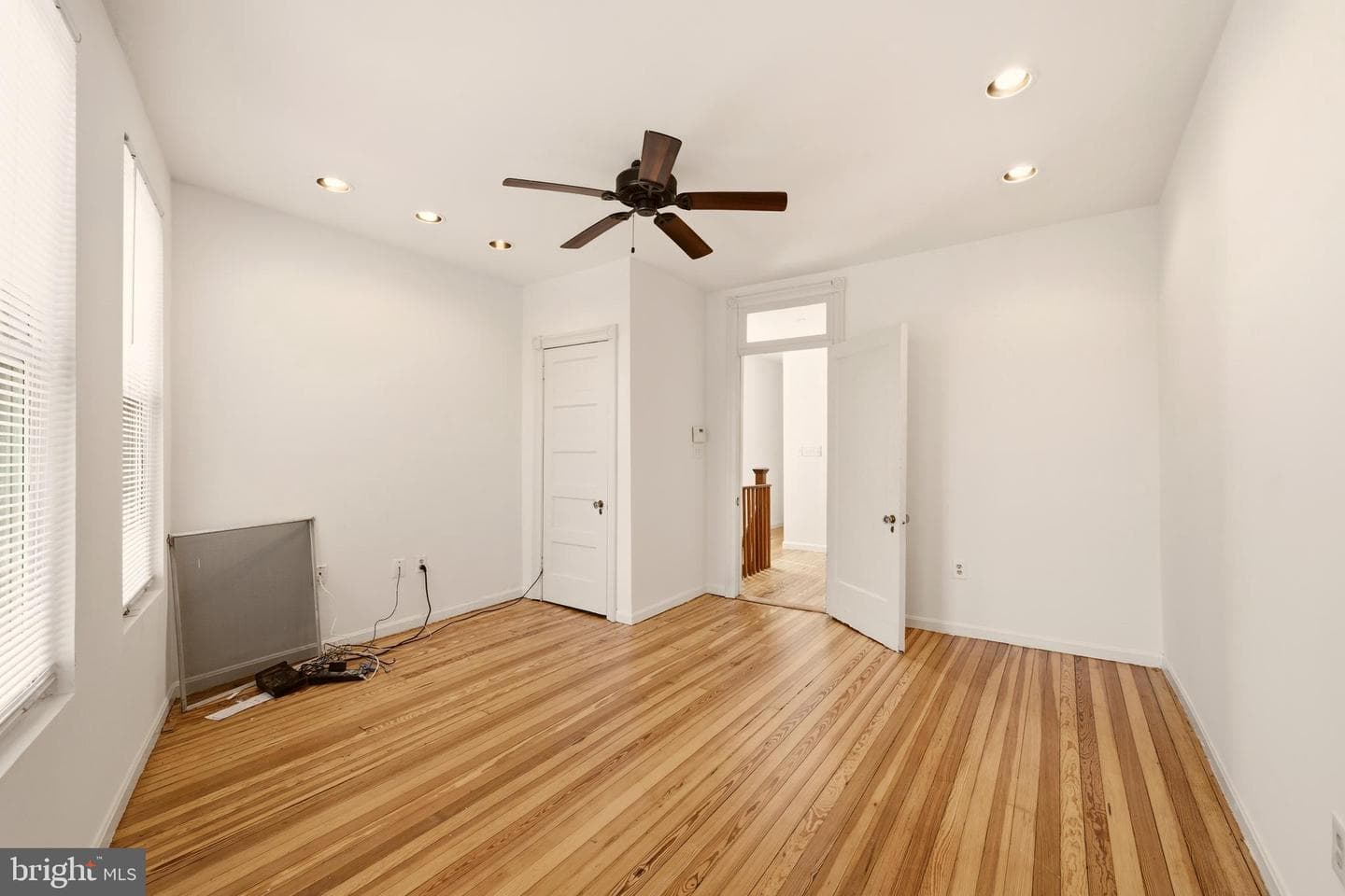 1402 Perry Place NW photo 16