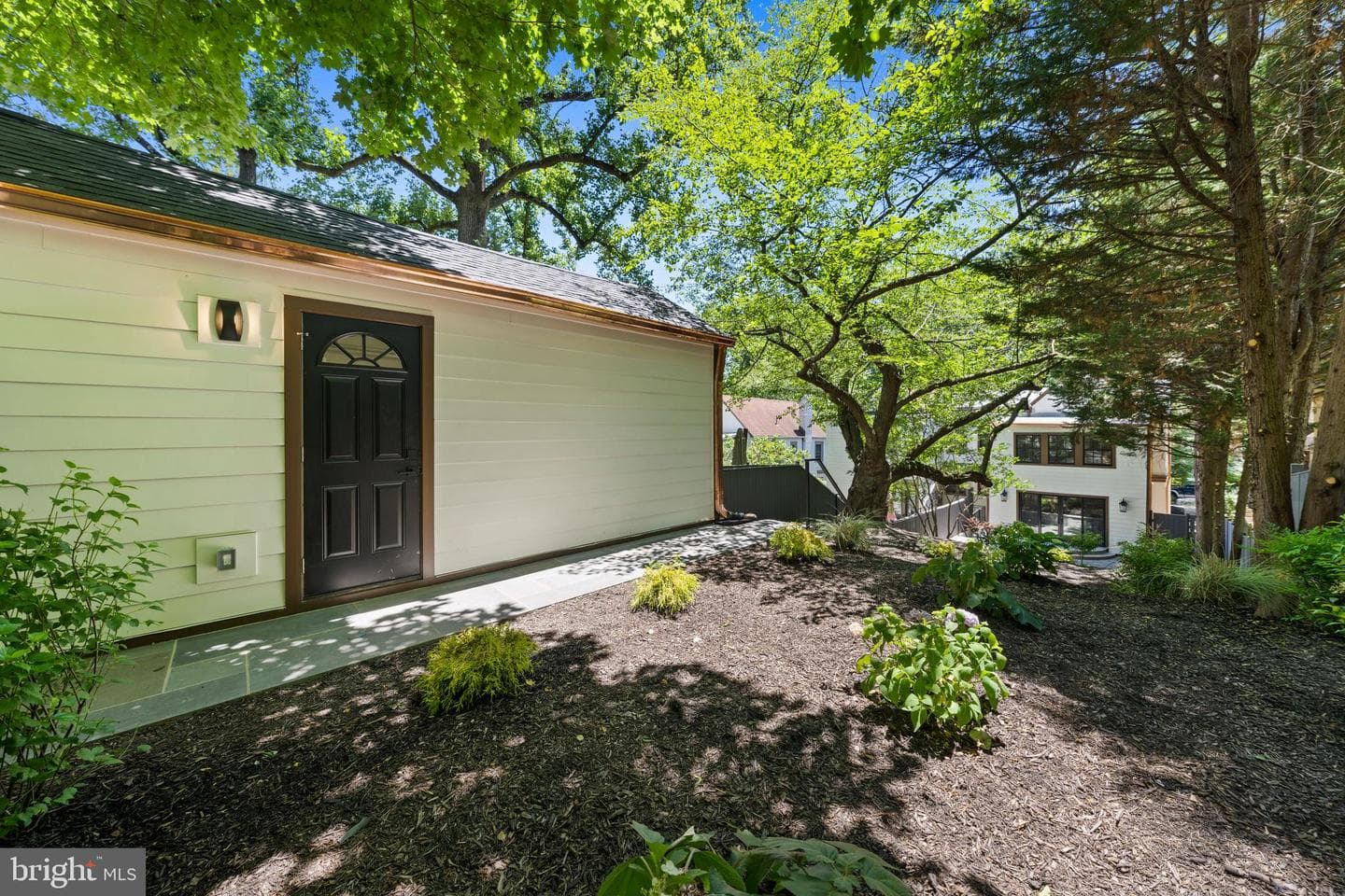 3181 Porter Street NW photo 34