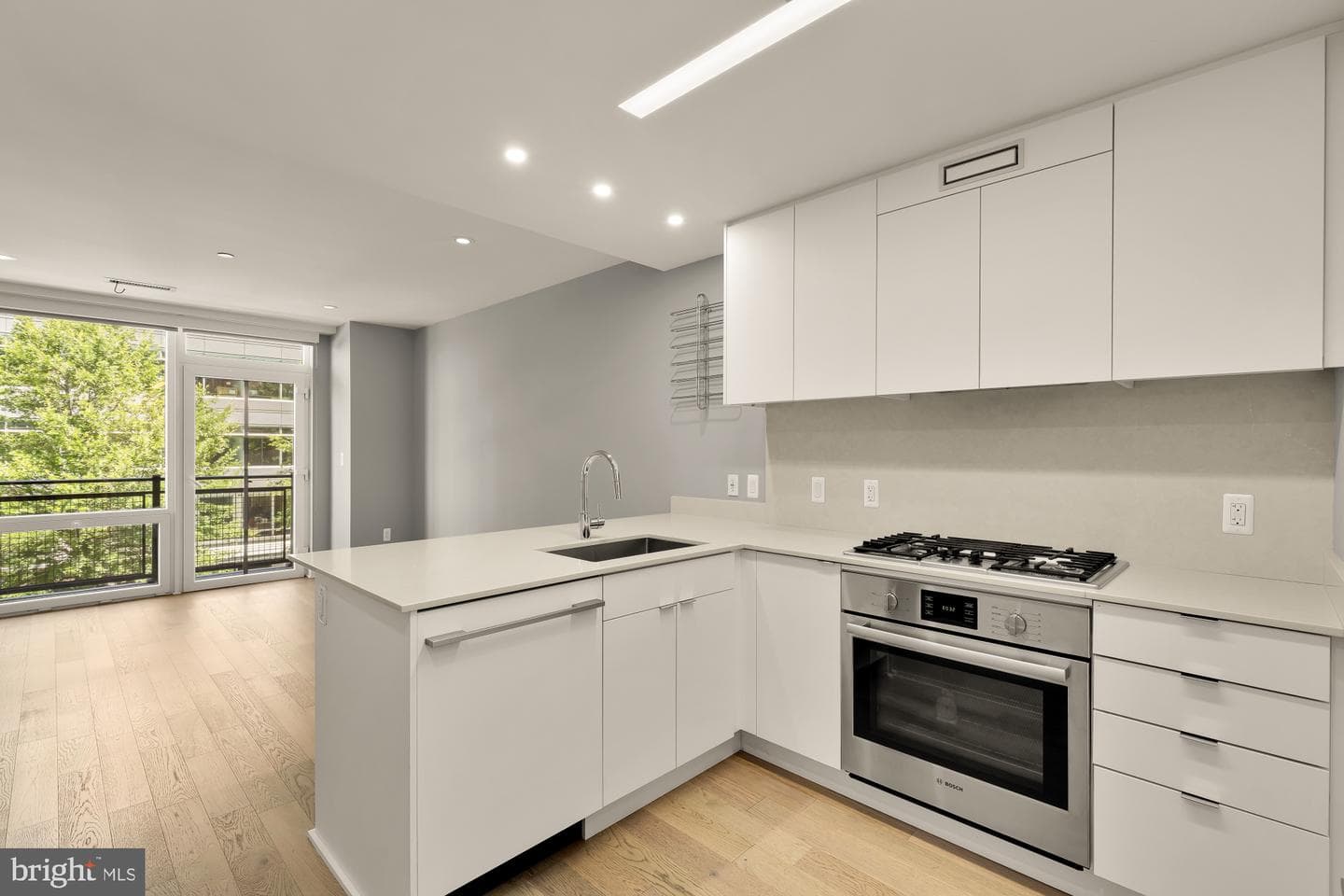 37 L Street SE #301 photo 7