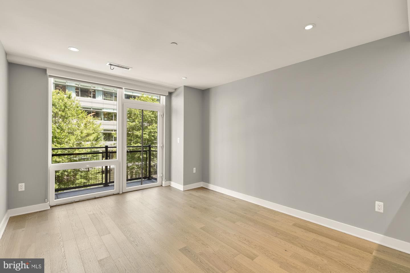 37 L Street SE #301 photo 8