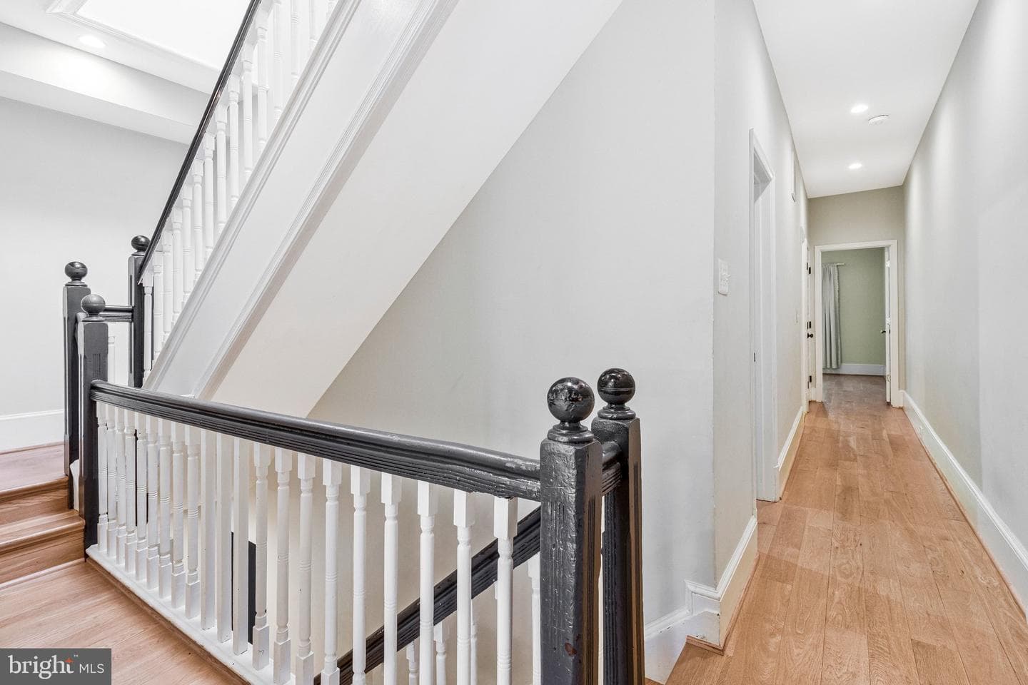 822 5th Street NE photo 23