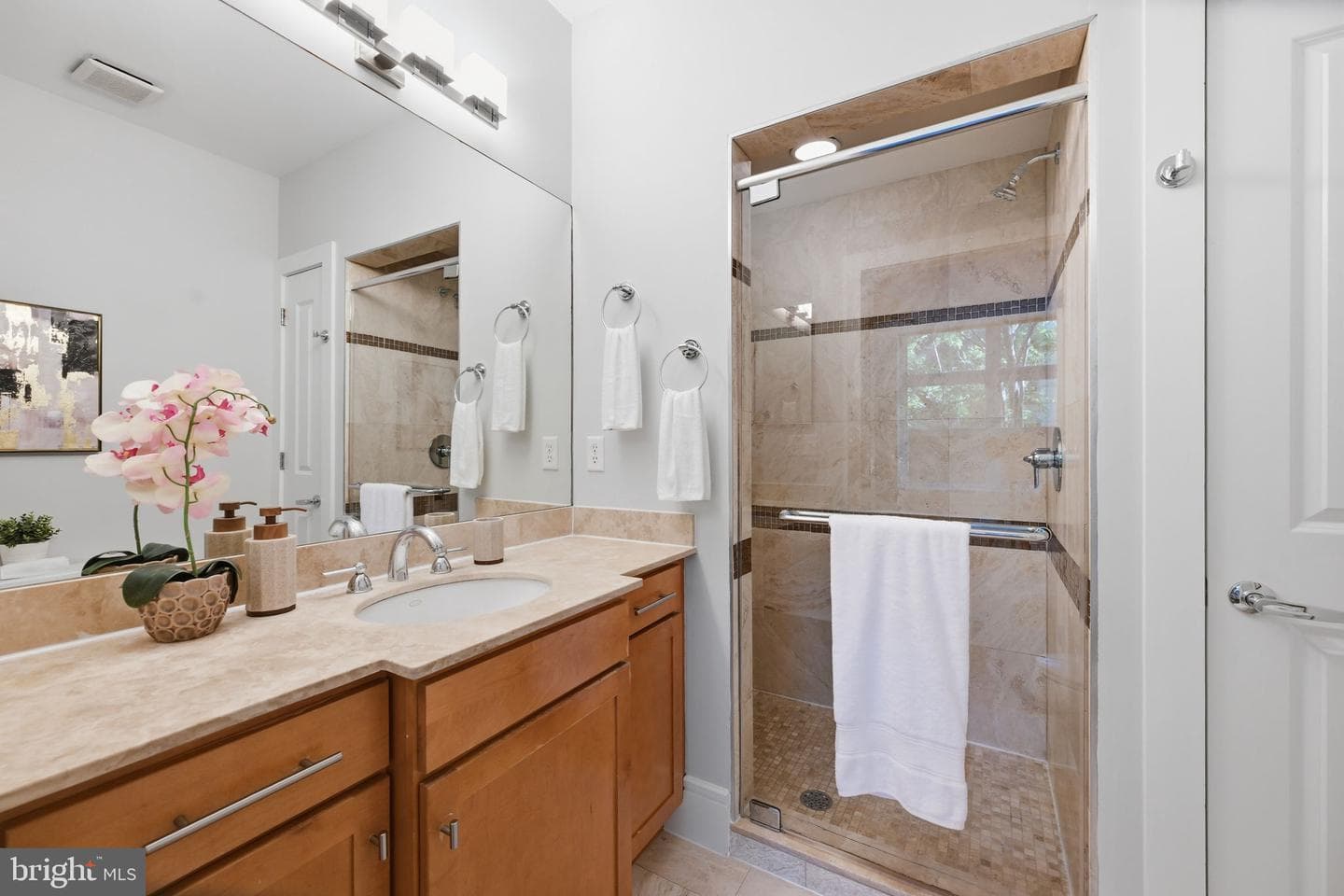 1654 Euclid Street NW #104 photo 11
