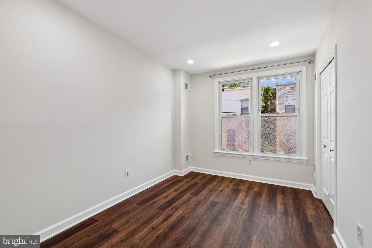 1652 Kramer Street NE photo 19