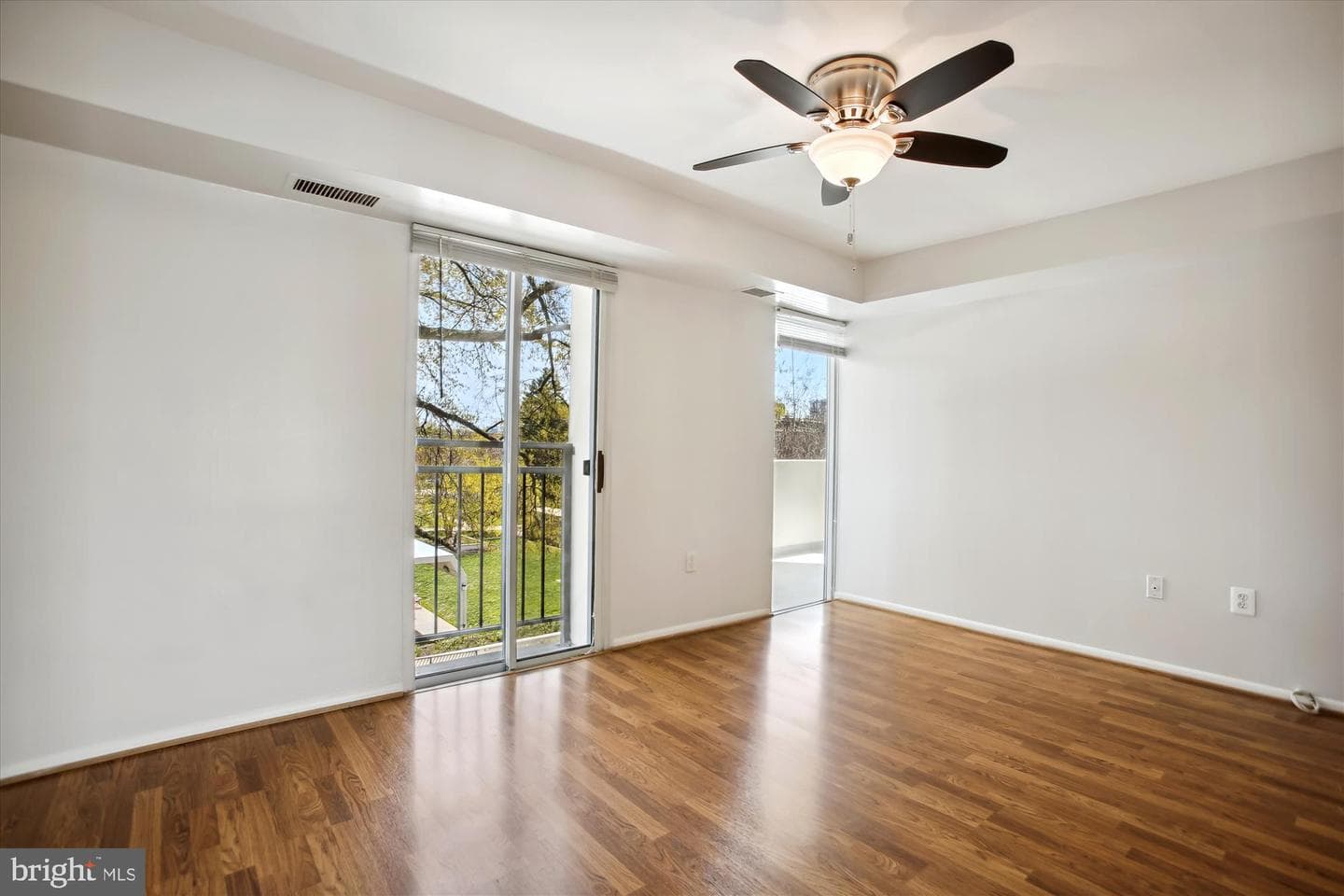 700 7th Street SW #211 photo 22
