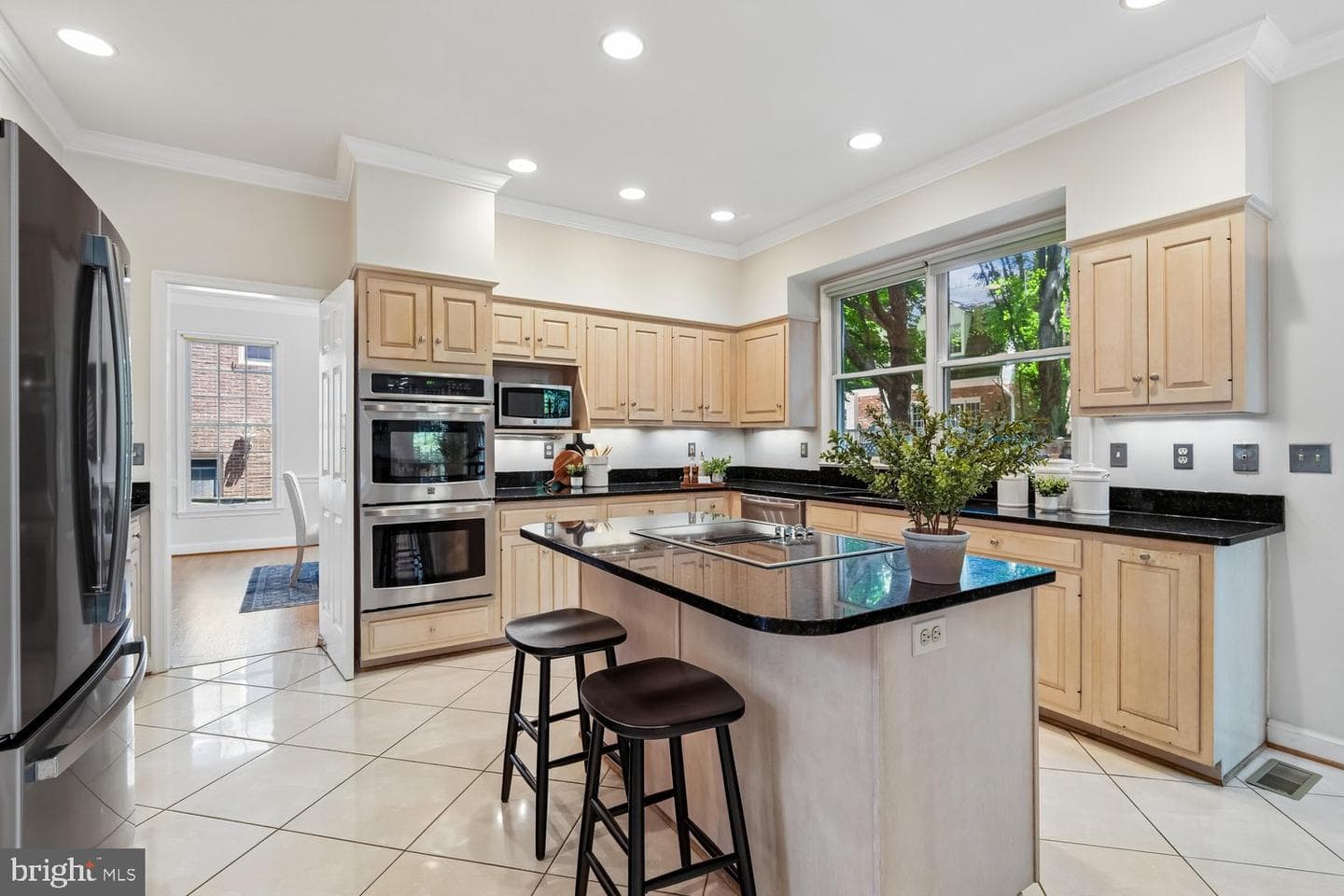 5105 Warren Place NW photo 7