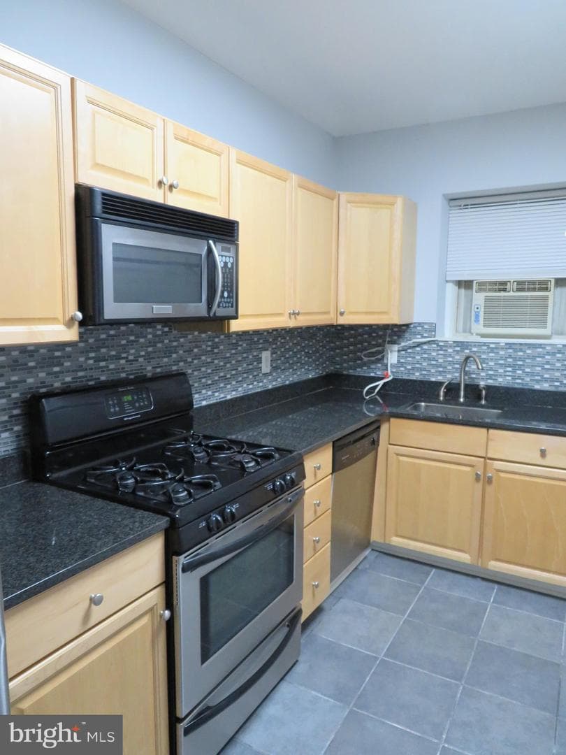 3925 Davis Place NW #b1 photo 16