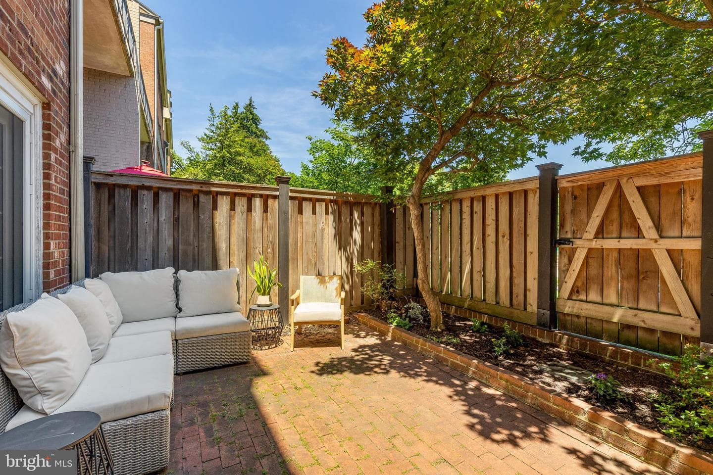 1614 Beekman Place NW #c photo 22