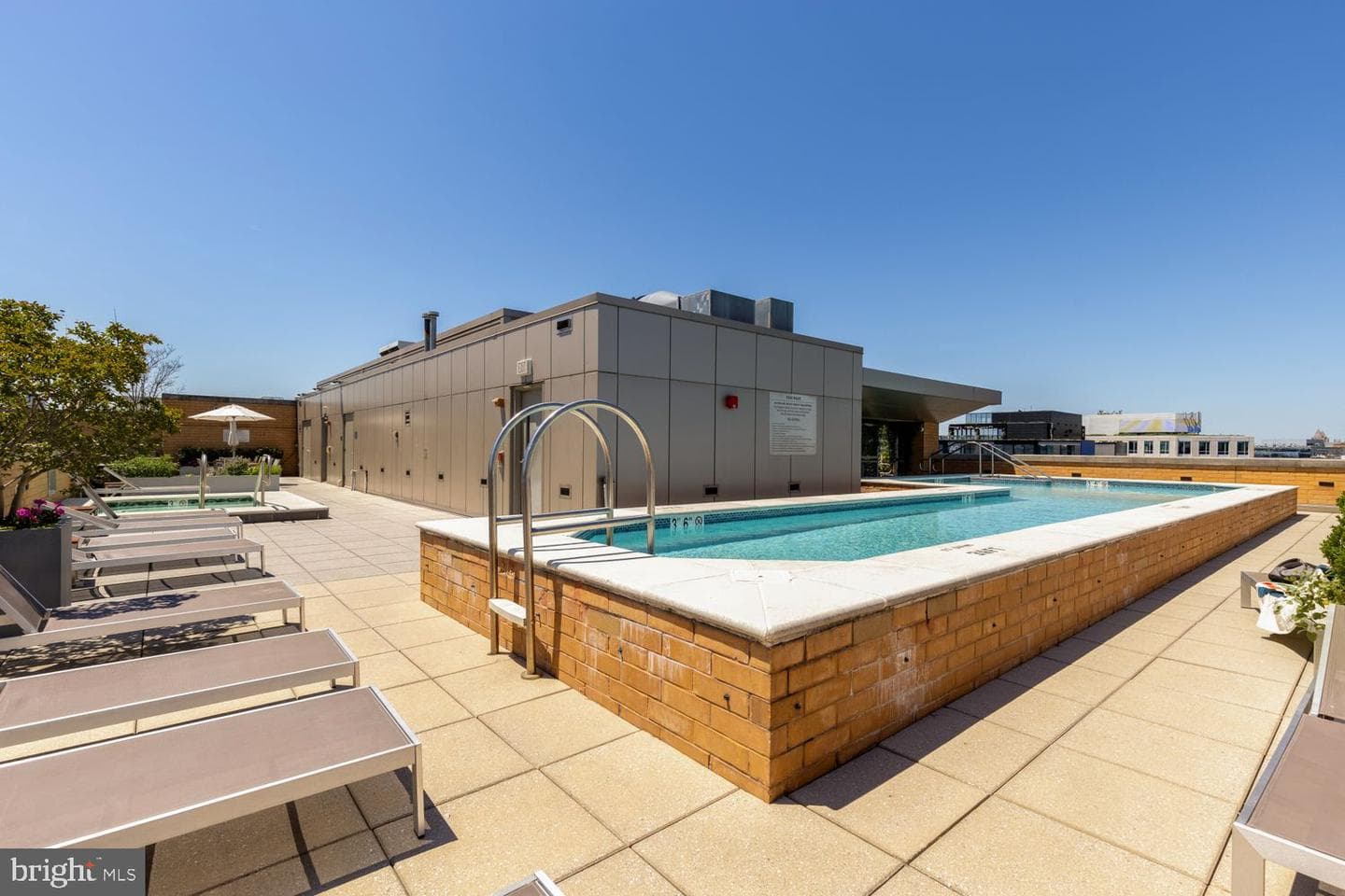 475 K Street NW #1204 photo 23