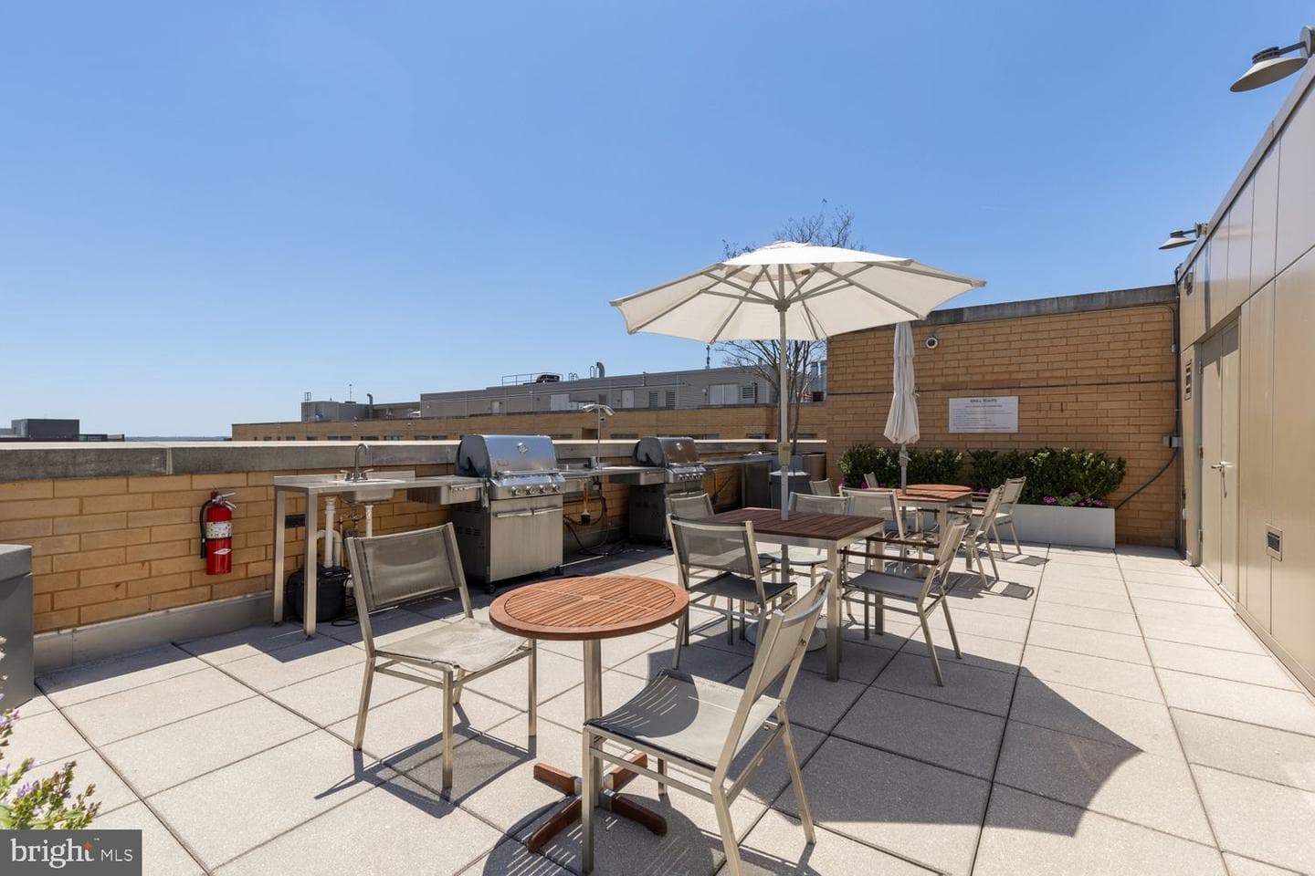 475 K Street NW #1204 photo 25