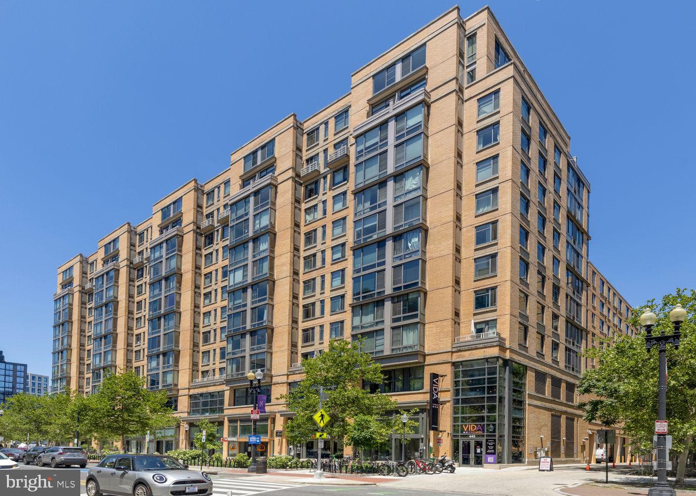 475 K Street NW #1204 photo 33