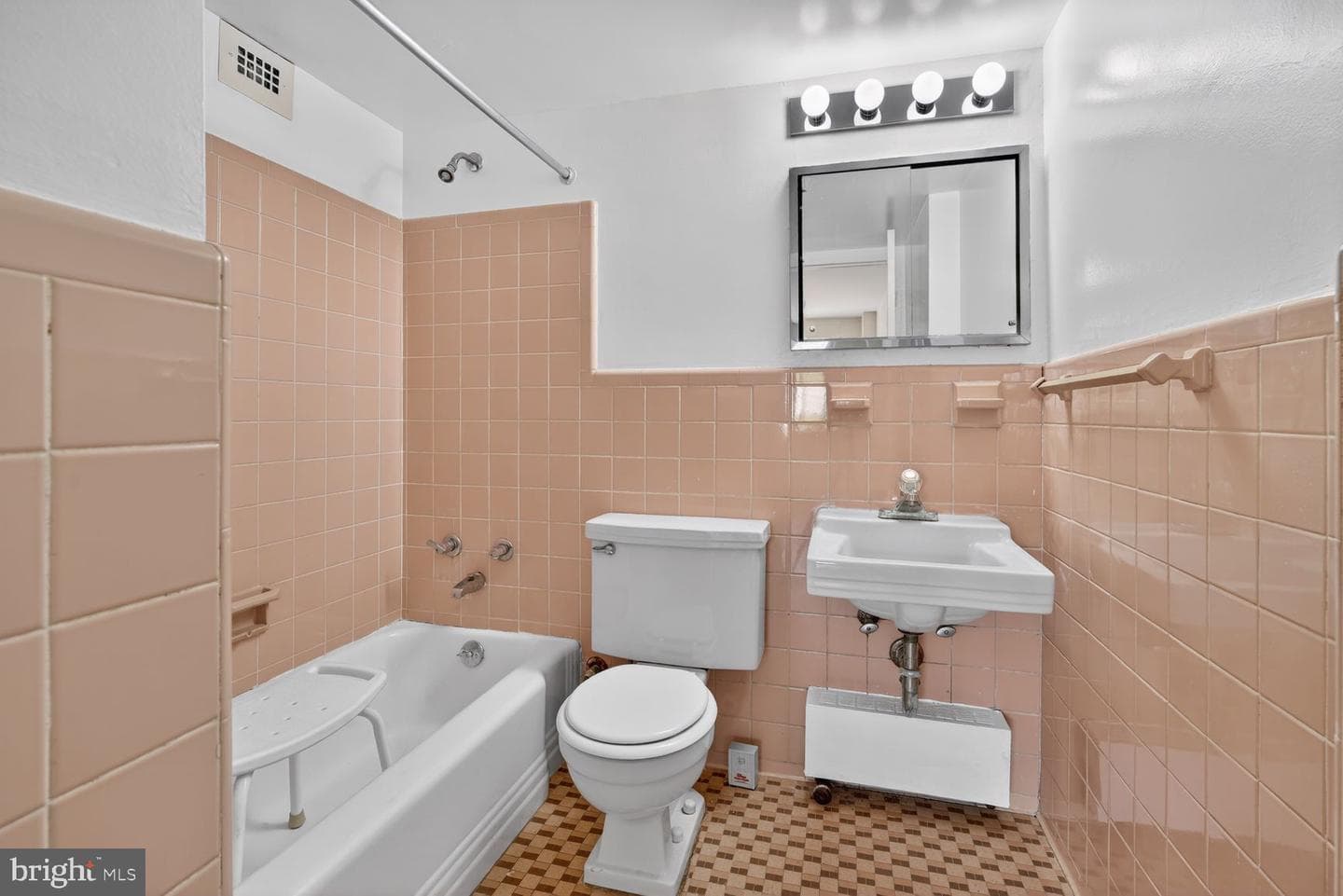 4600 Connecticut Avenue NW #701 photo 6