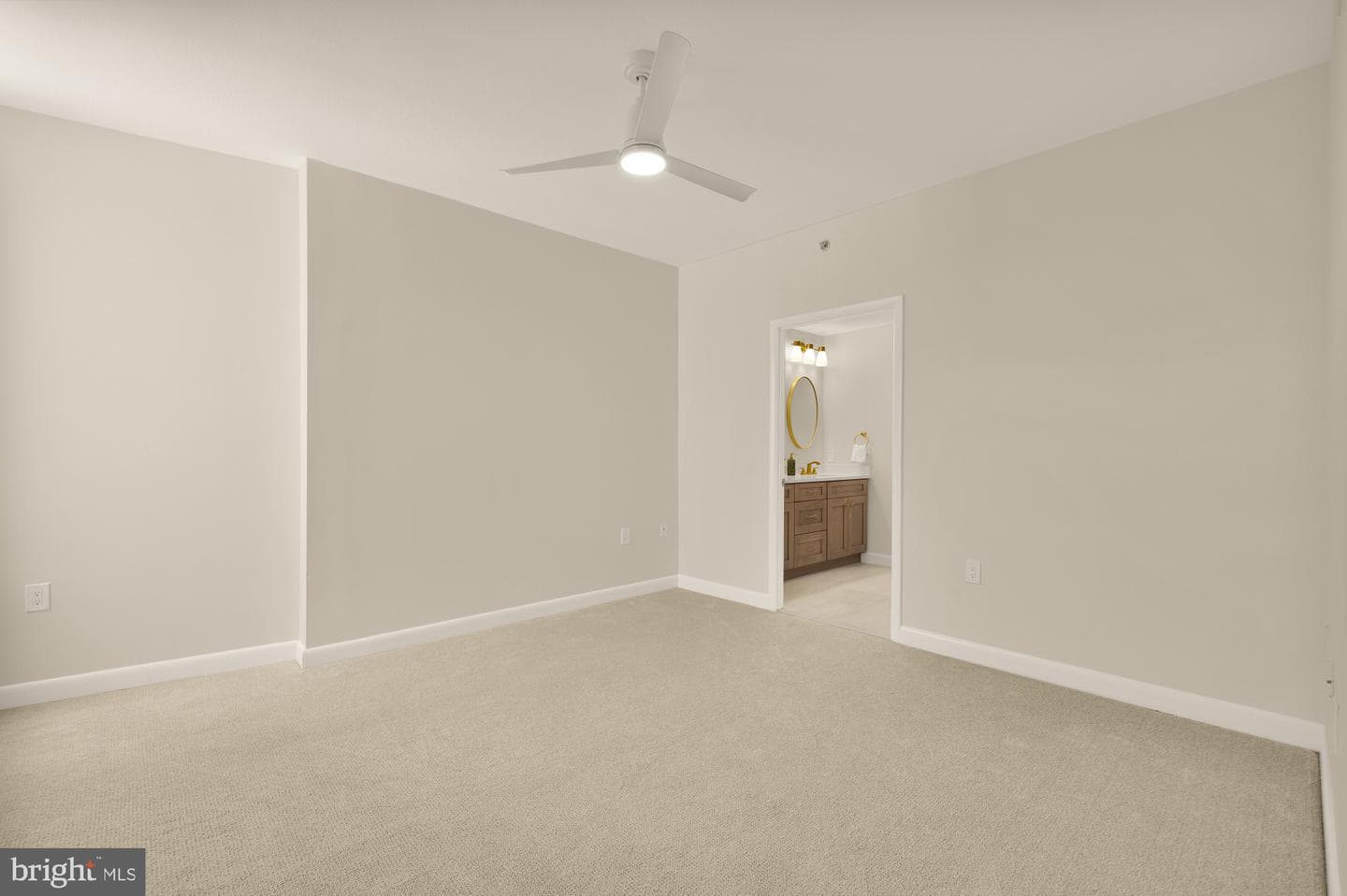 400 Massachusetts Avenue NW #1207 photo 37