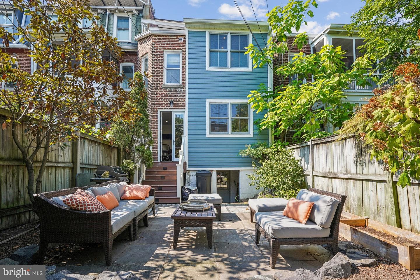 626 D Street NE photo 11