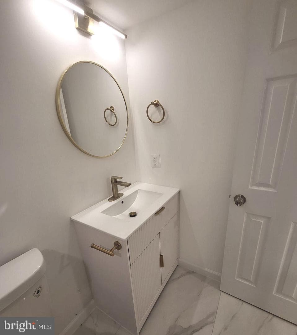 562 24th Street NE photo 33
