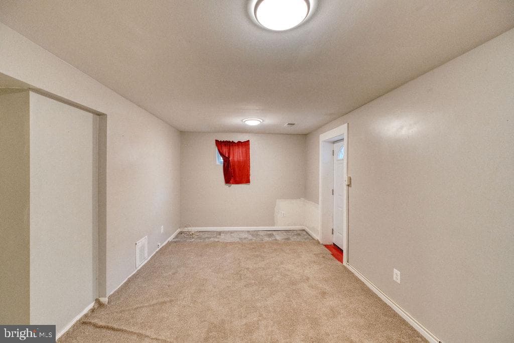 4903 8th Street NE photo 22