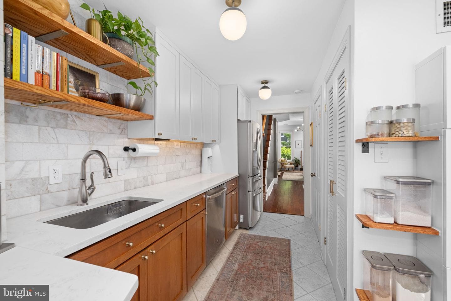 331 11th Street SE photo 10