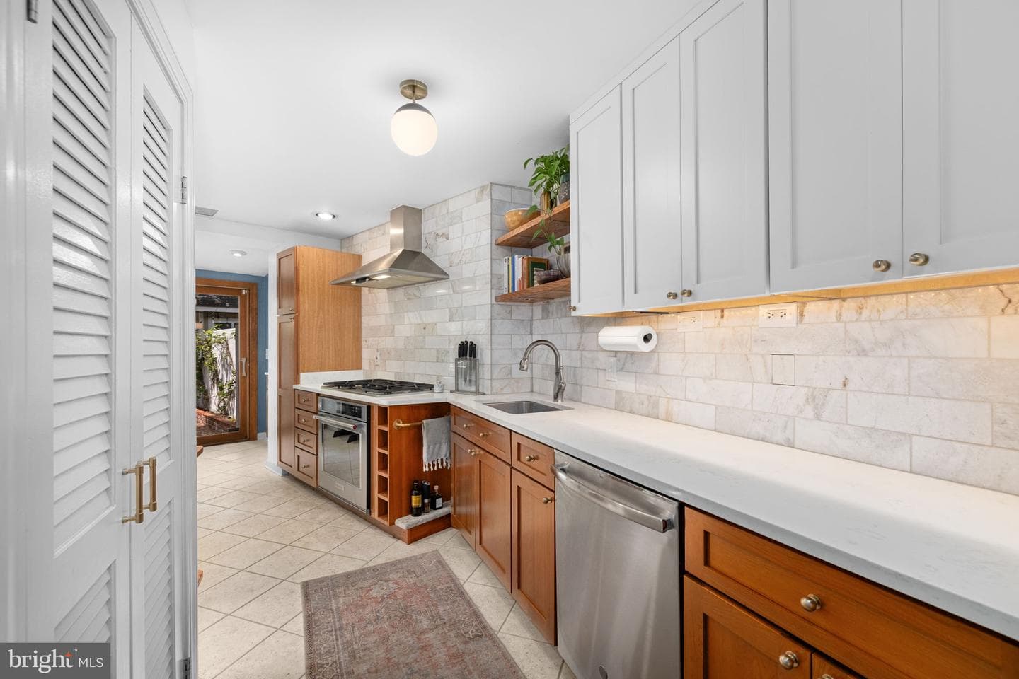 331 11th Street SE photo 9