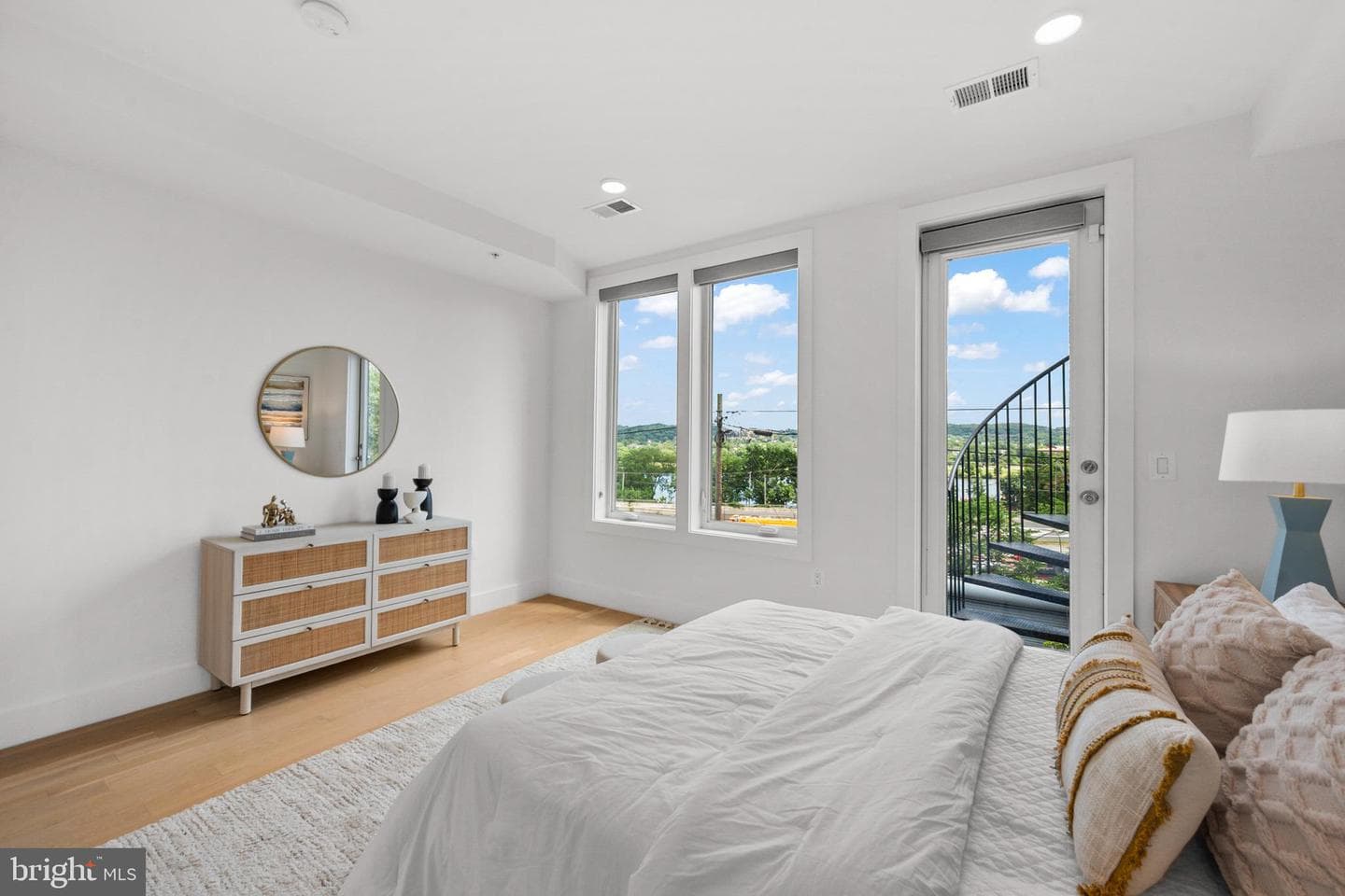 1515 K Street SE #3 photo 24