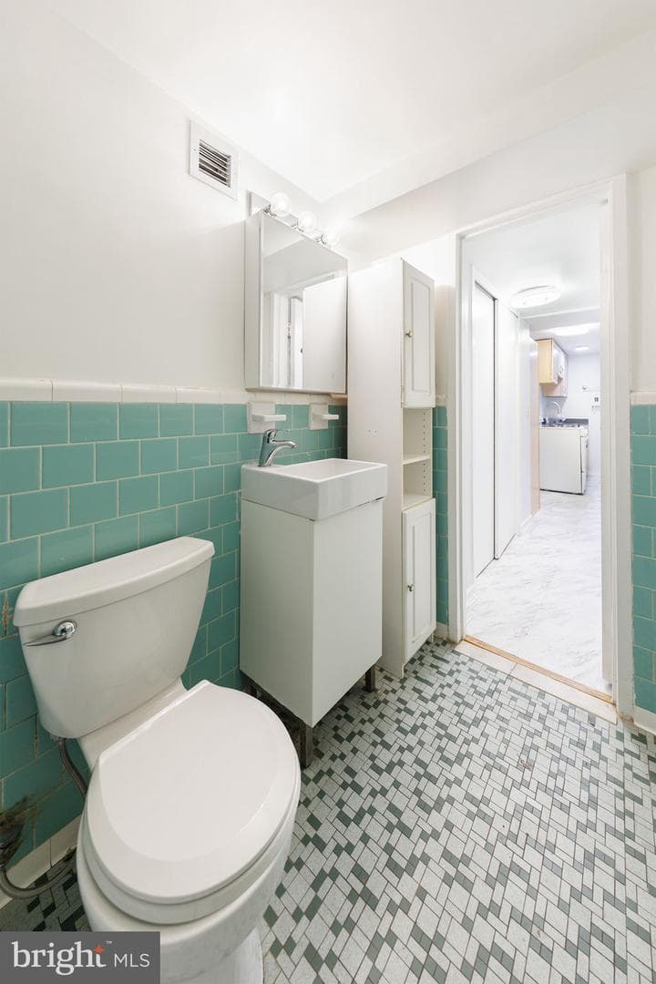 3315 Wisconsin Avenue NW #1 photo 9
