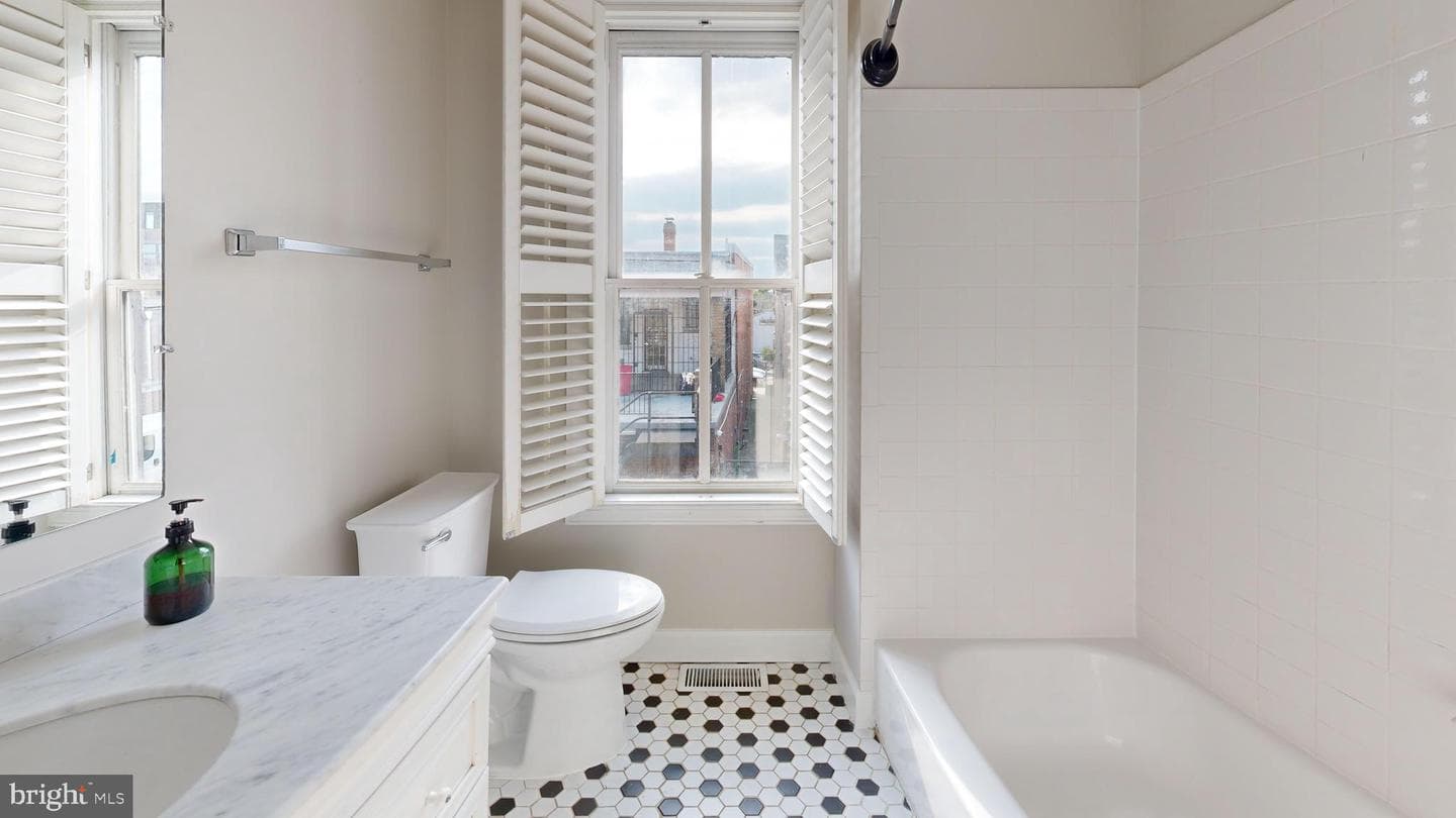 1214 U Street SE, Washington