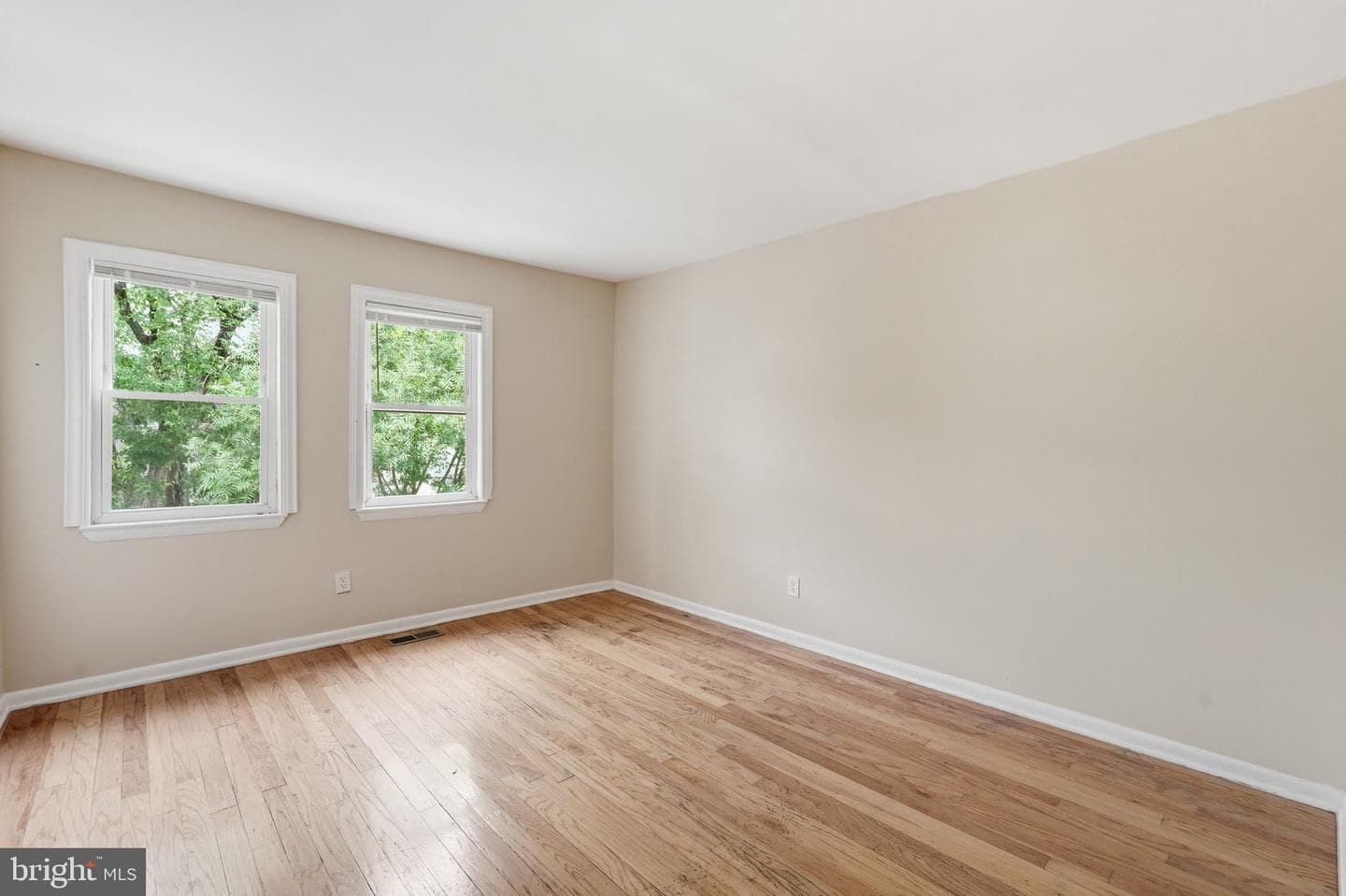 1235 16th Street NE photo 27