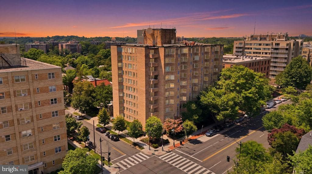 2800 Wisconsin Avenue NW #709 photo 2