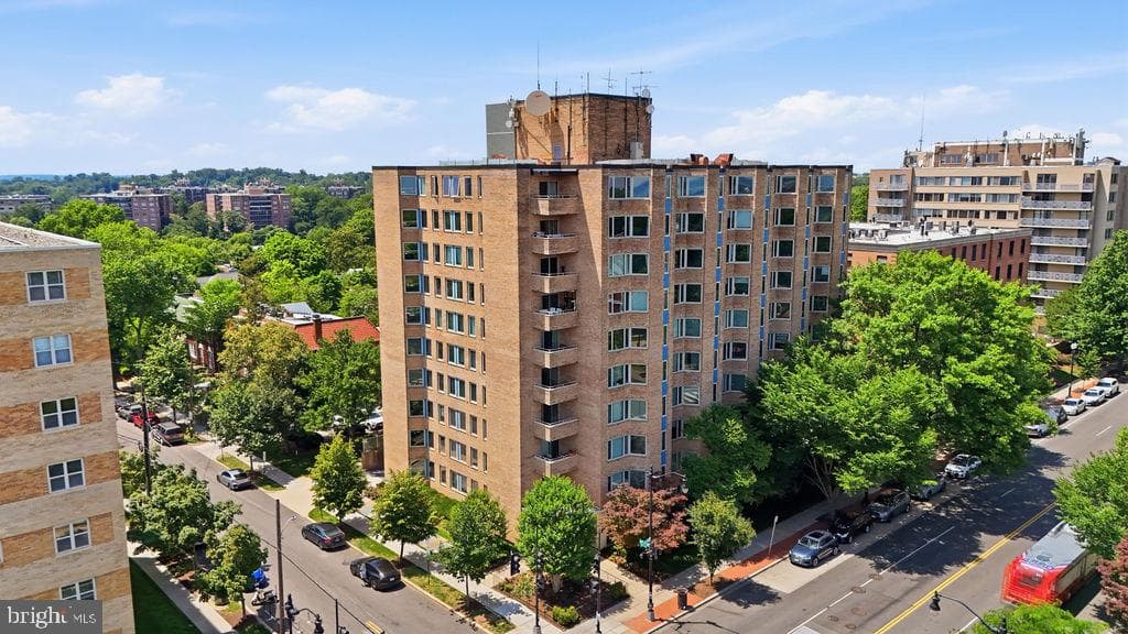2800 Wisconsin Avenue NW #709 photo 28