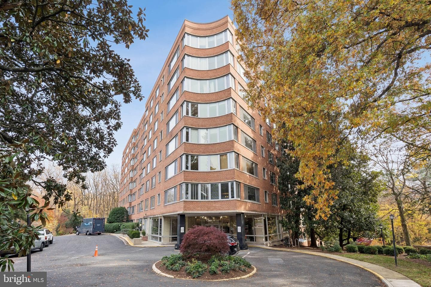 4200 Cathedral Avenue NW #812 photo 31