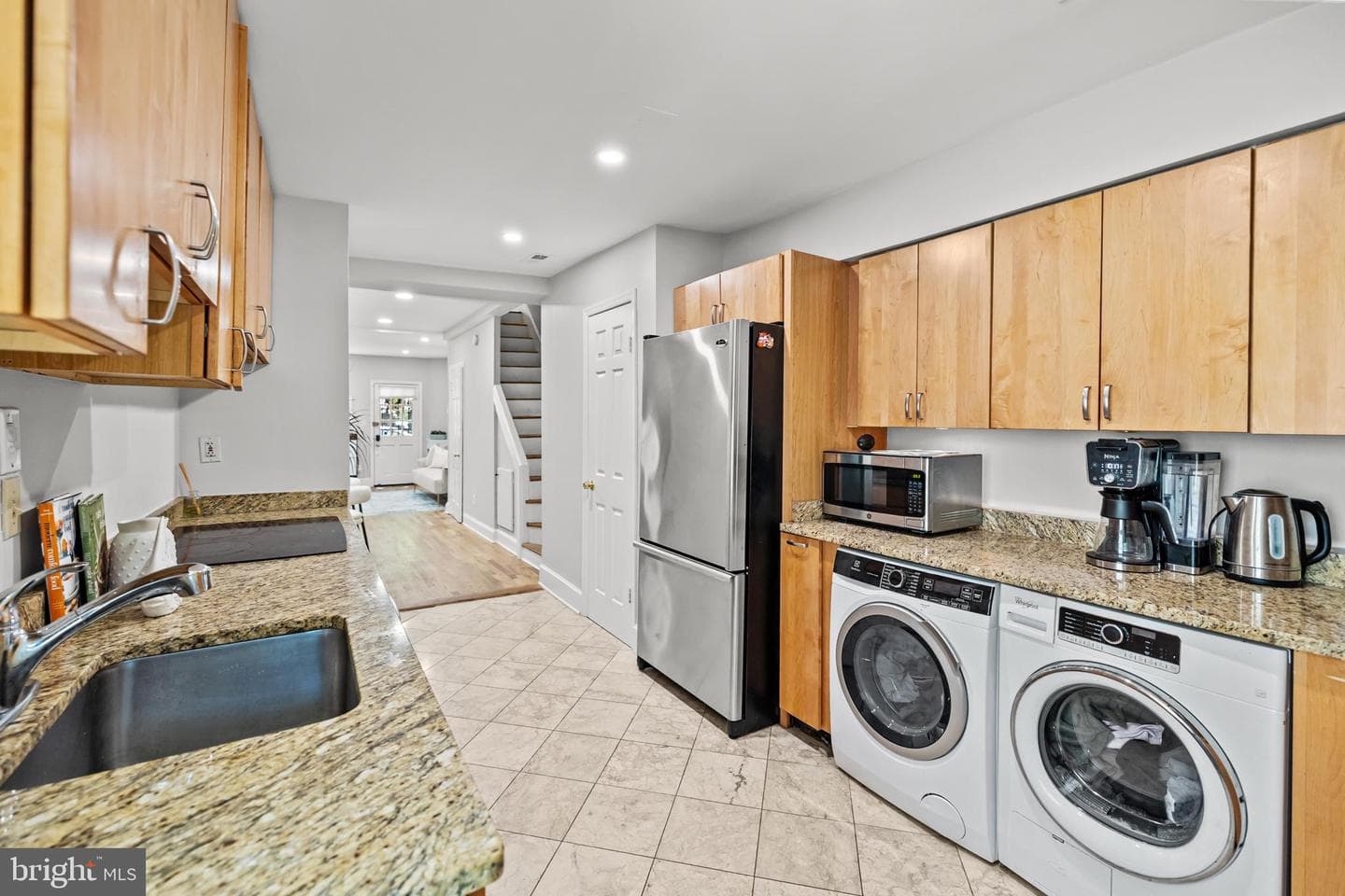 644 E Street SE photo 16