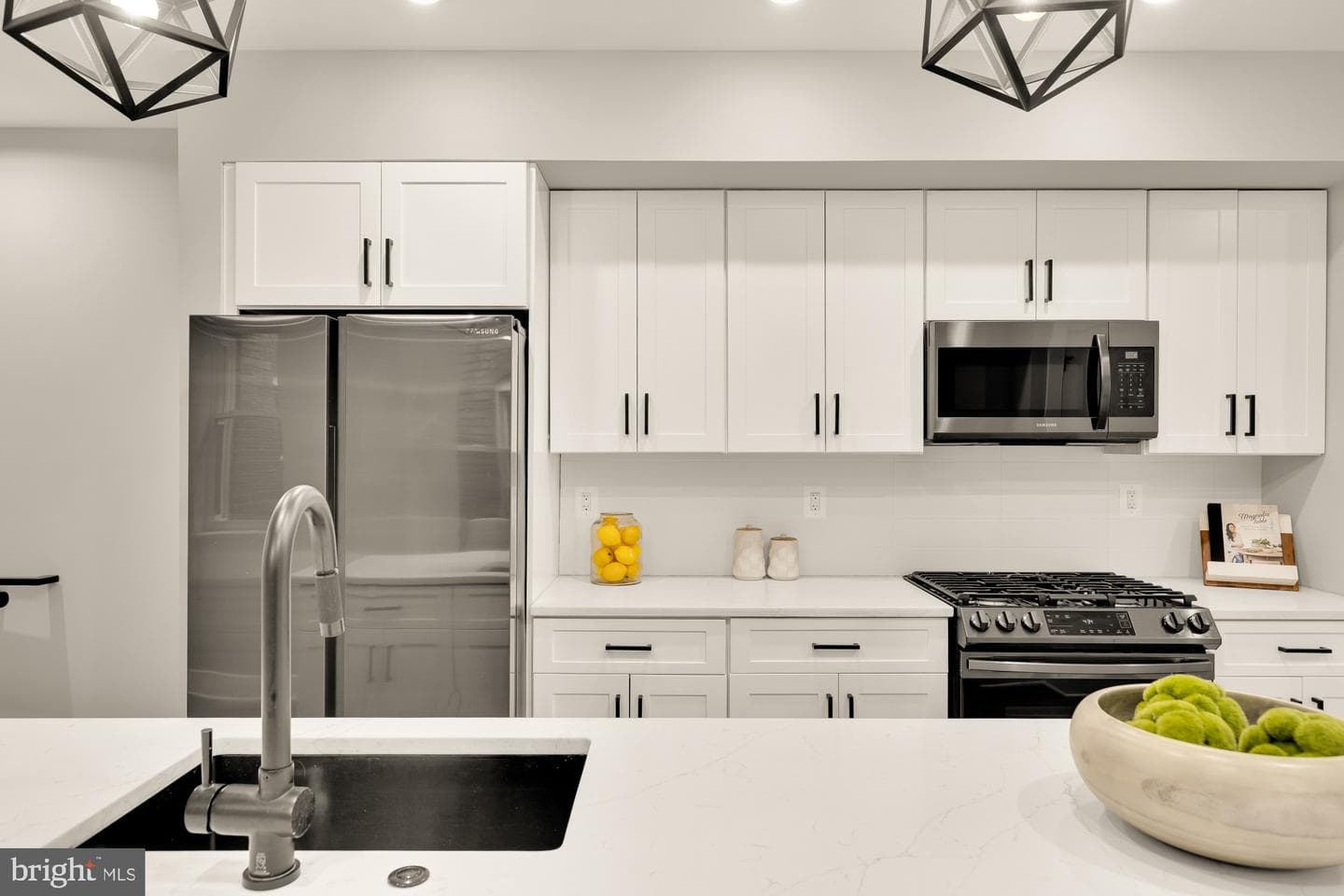 26 Todd Place NE #2 photo 18