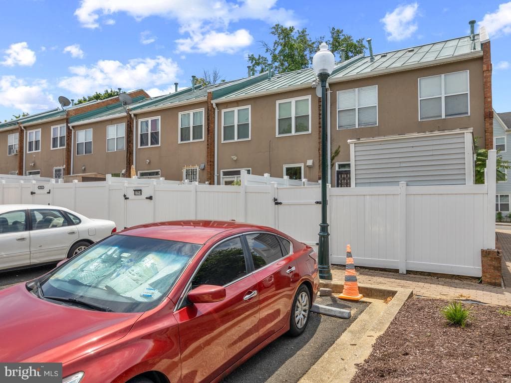 3714 Roosevelt Place NE photo 19