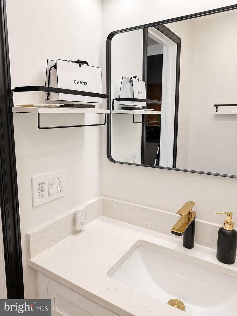 152 T Street NE photo 6