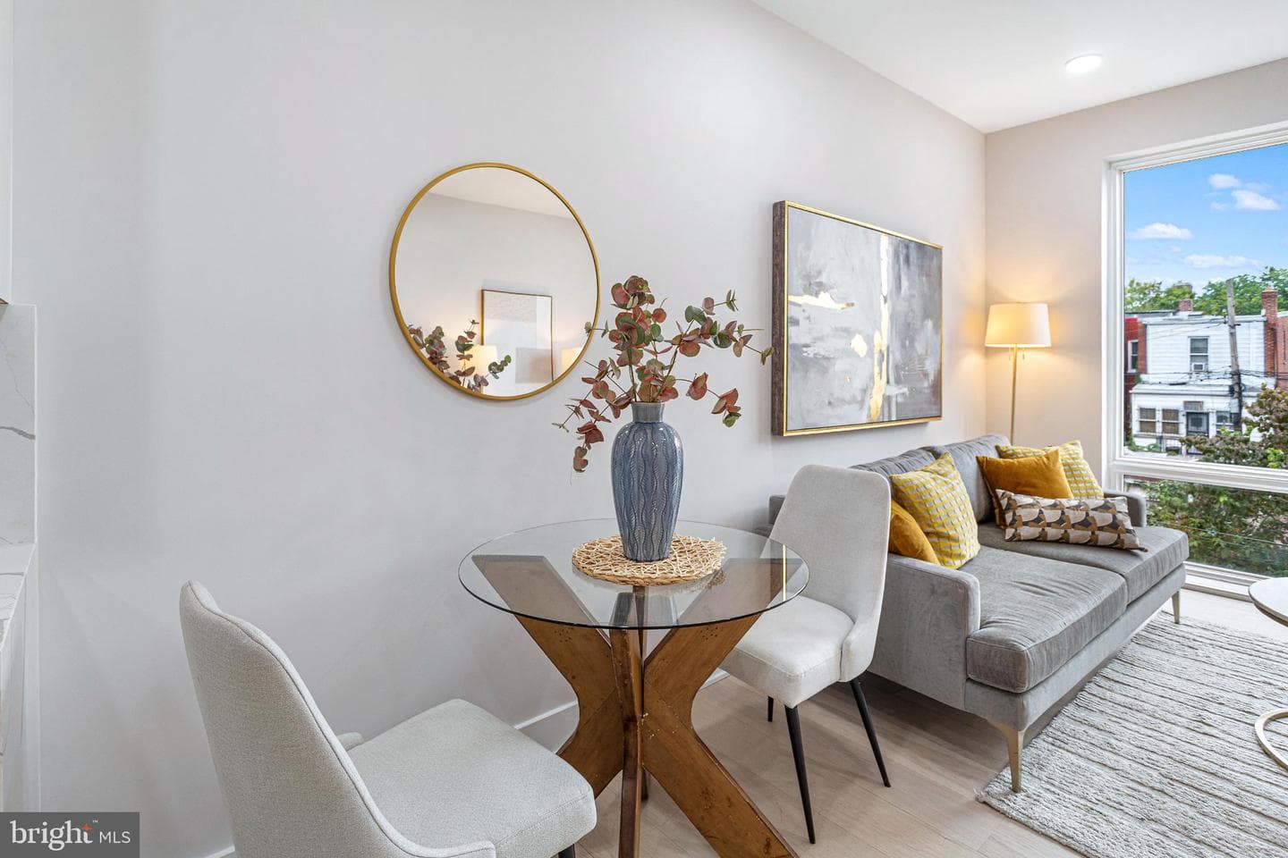 1516 East Capitol Street NE #d photo 8