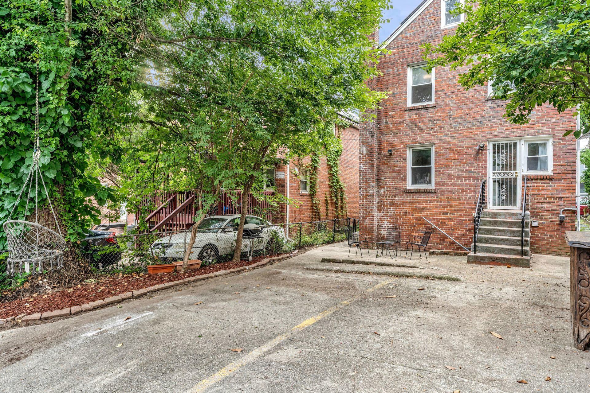 344 Oneida Street NE photo 29