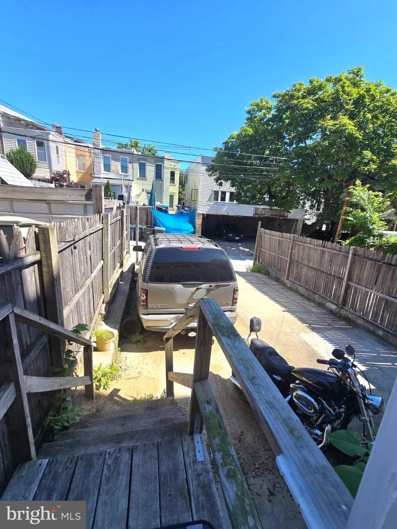 222 S Street NE photo 10