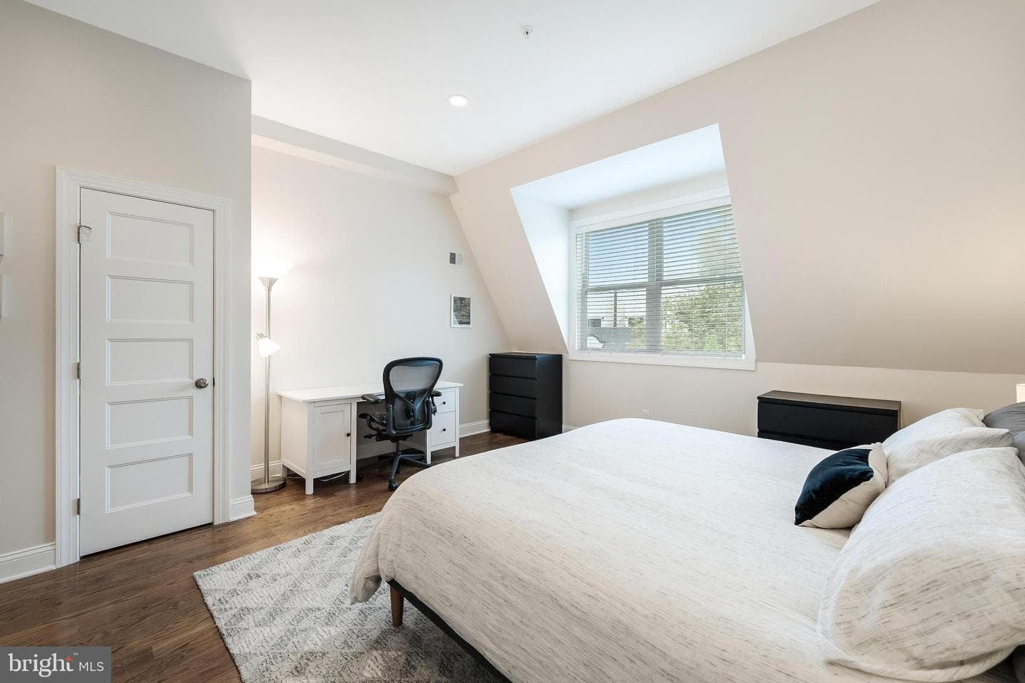 1613 Isherwood Street NE #3 photo 11