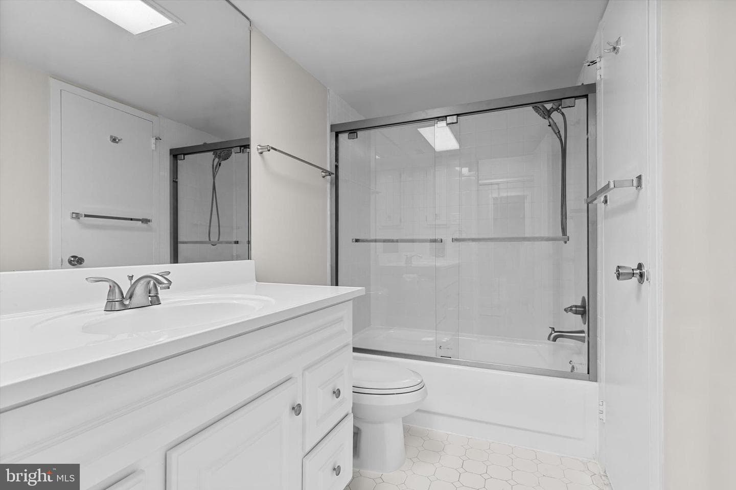 1325 18th Street NW #307 photo 18