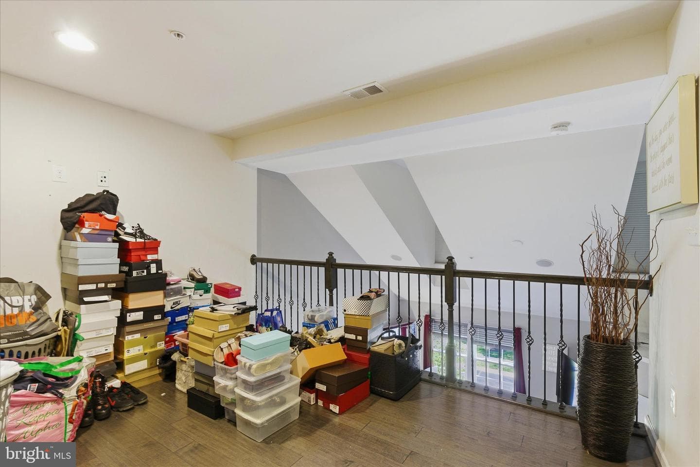 3608 Wright Terrace NE photo 27