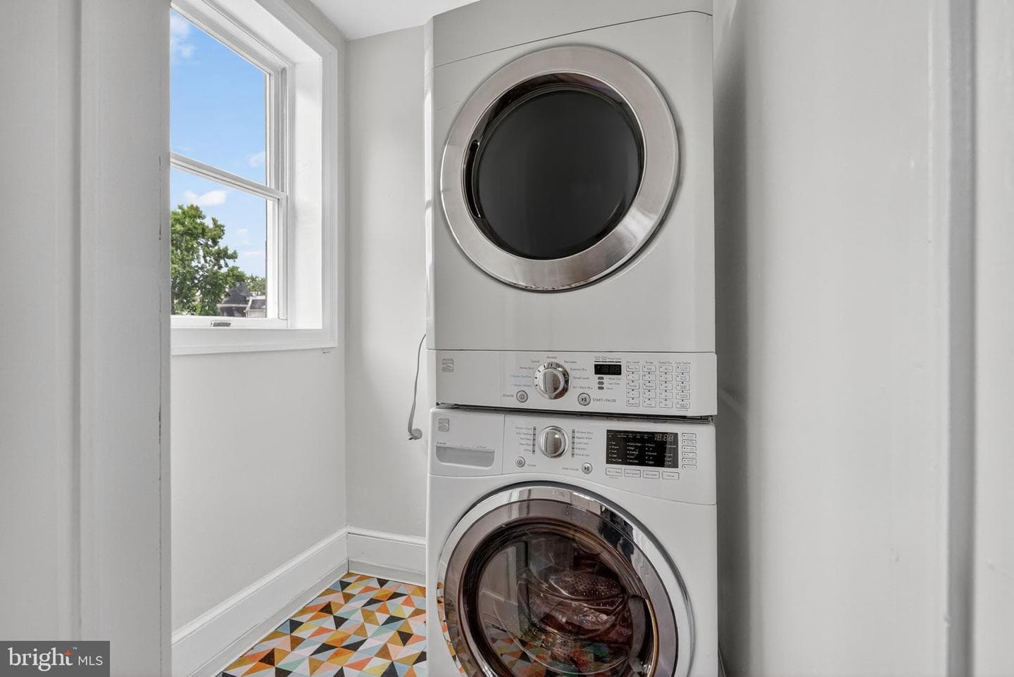1610 Marion Street NW photo 23