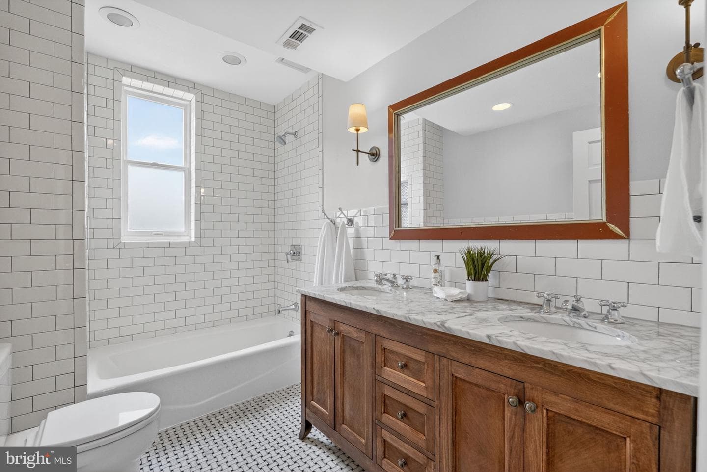 1610 Marion Street NW photo 24