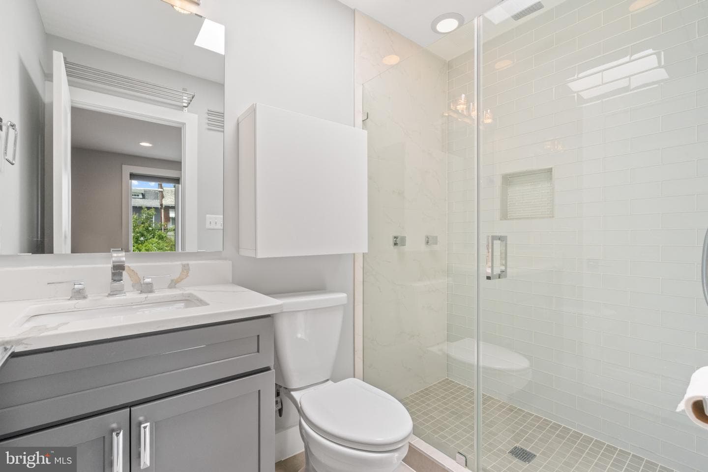 1279 Oates Street NE photo 24