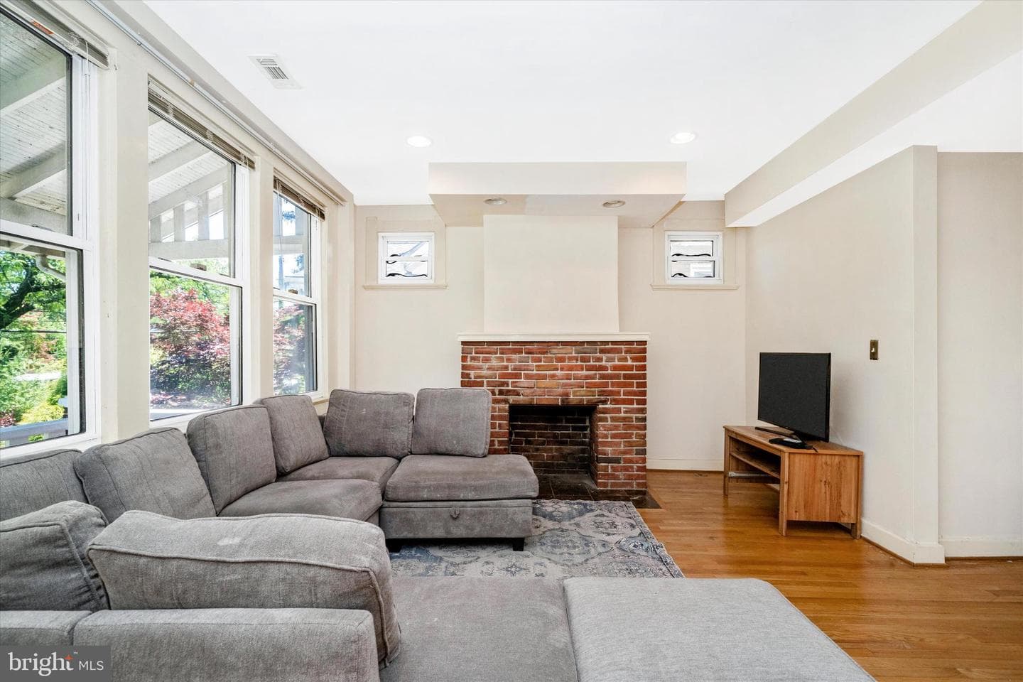 3034 South Dakota Avenue NE photo 14