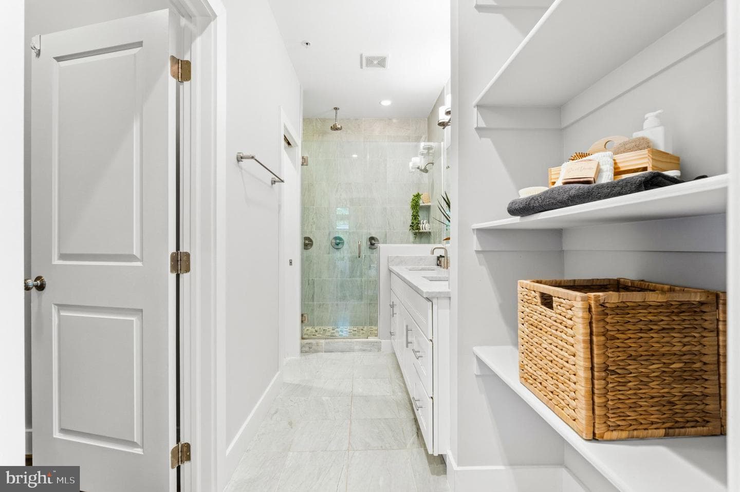 1227 Morse Street NE #2 photo 17
