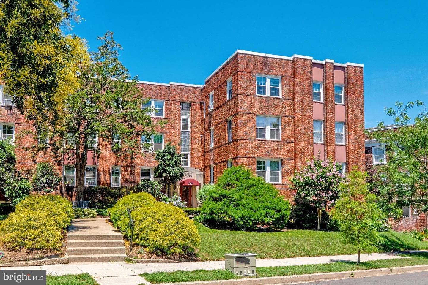 2801 Cortland NW #103