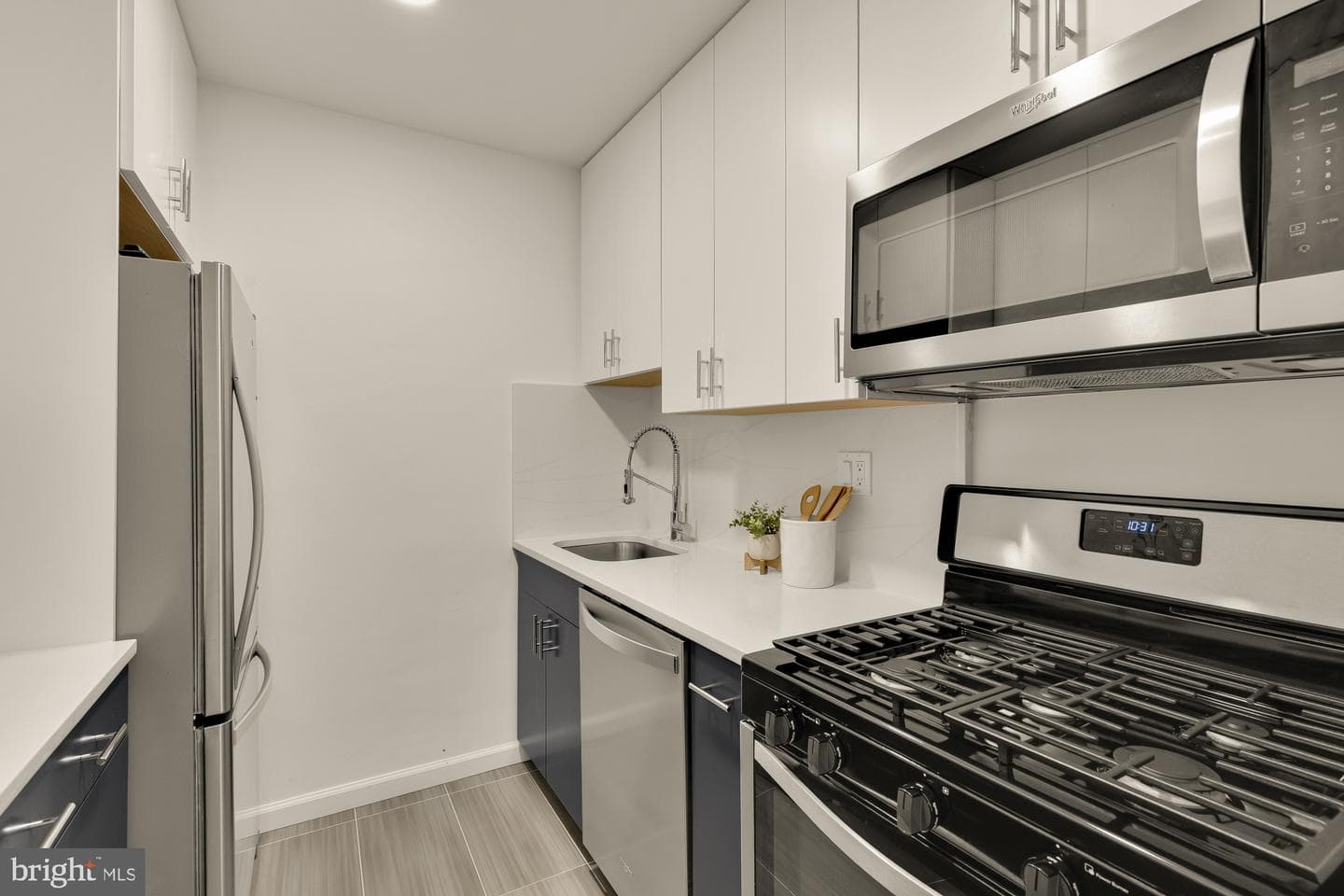 2400 41st Street NW #212 photo 10